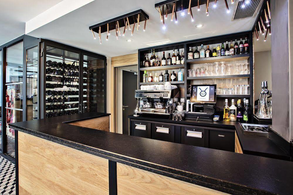 Hotel Boutique Du Taur 4*